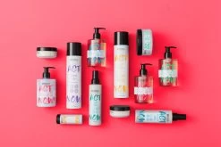 Indola ACT NOW! Hairspray 300ml -Kappersproducten Winkel bold colour 17 154