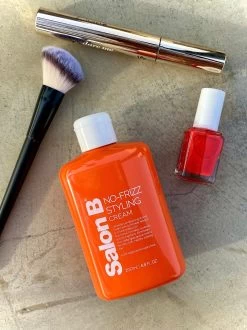 Salon B No Frizz Styling Cream 200ml 5 Salon B No Frizz Styling Cream 200ml -Kappersproducten Winkel img 6040