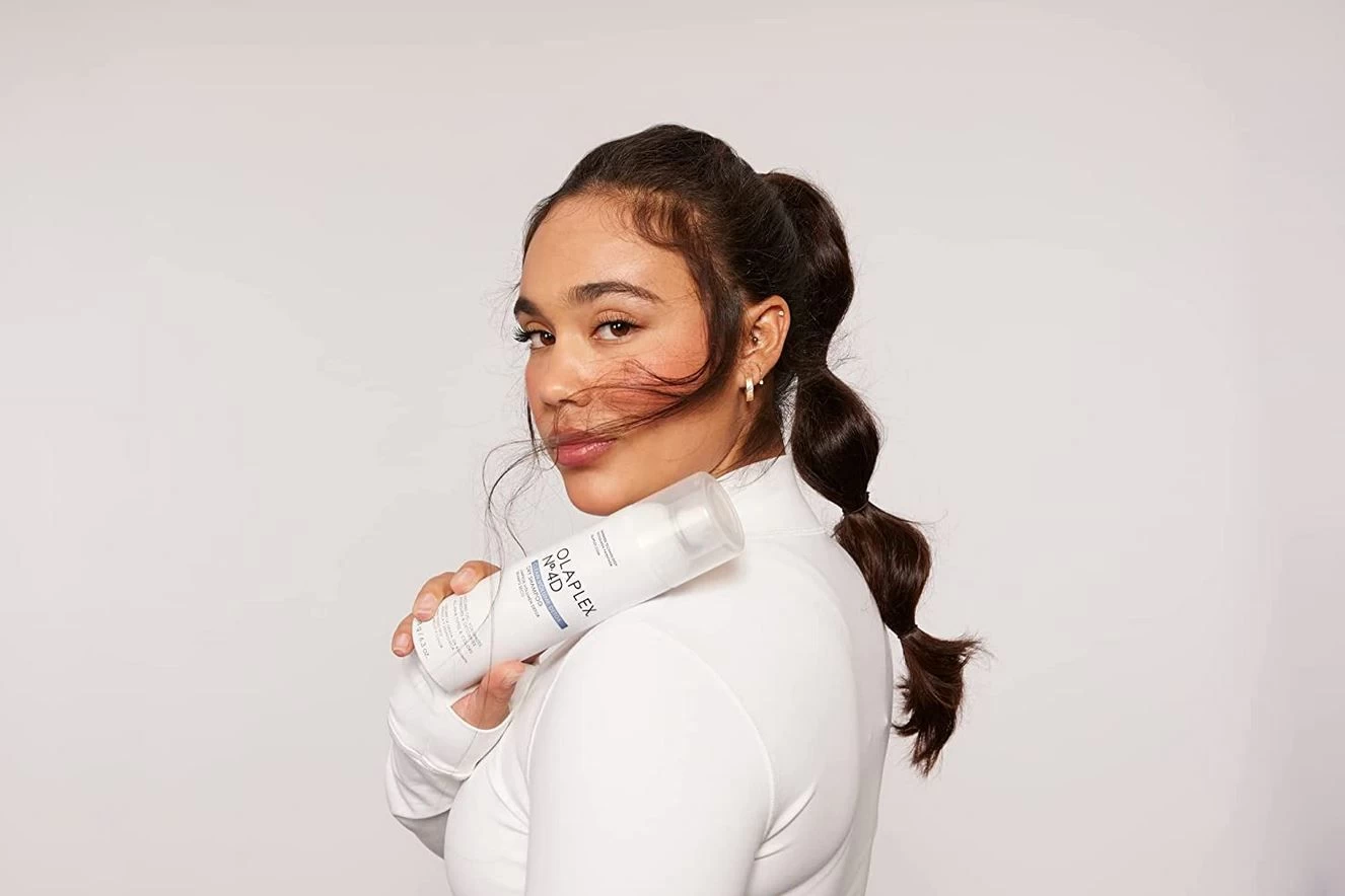 Olaplex No.4D Clean Volume Detox Dry Shampoo 250ml 6 Olaplex No.4D Clean Volume Detox Dry Shampoo 250ml - Afbeelding 4